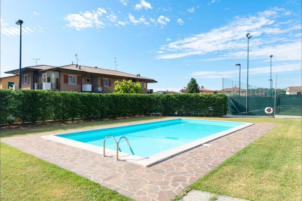 Borgo Adige 12 Apartment By Wonderful Italy Padenghe sul Garda Exterior photo
